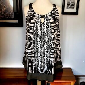Style & Co Black and White Rhinestone Trimmed Sleeveless Tunic Size Medium
